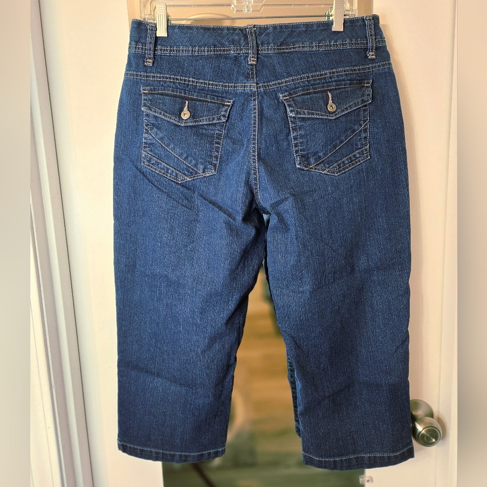 Sonoma Dark Blue Capris Pants